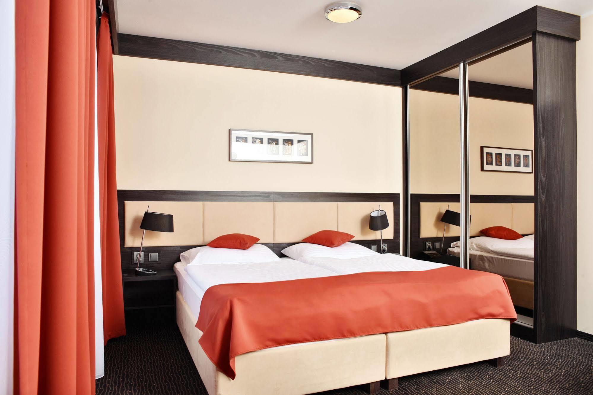 Lifestyle 4* Prague